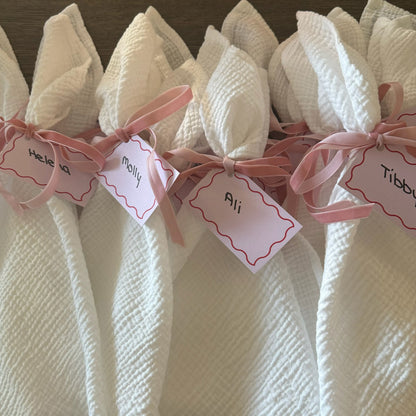 SQUIGGLE PLACE CARDS. (PACK OF 10)